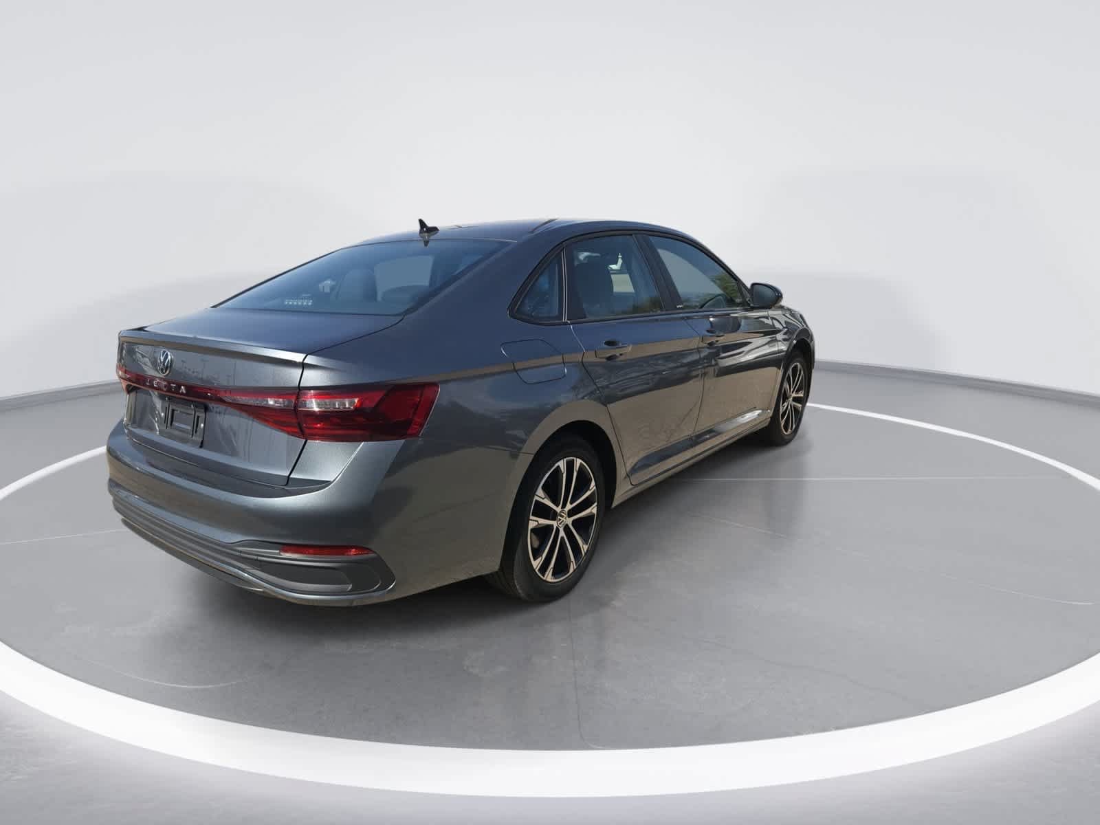 Used 2025 Volkswagen Jetta Sport FWD image 8