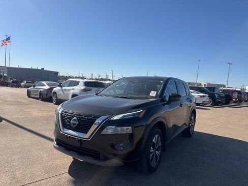 Certified 2023 Nissan Rogue SV image 7