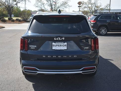 Used 2022 Kia Sorento SX image 6
