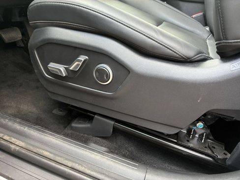 Used 2026 Hyundai Santa Fe SEL AWD/4WD image 18