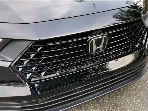 Used 2024 Honda Accord Sport image 58