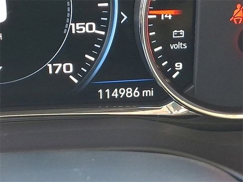 Used 2021 GMC Acadia Denali w/ Denali Technology Package image 20