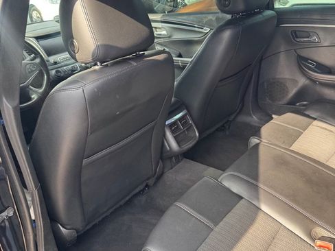 Used 2017 Chevrolet Impala LT FWD image 12