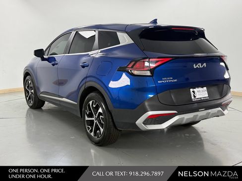 Used 2024 Kia Sportage EX FWD image 8