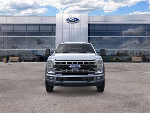 New 2026 Ford F550 2WD Crew Cab image 6