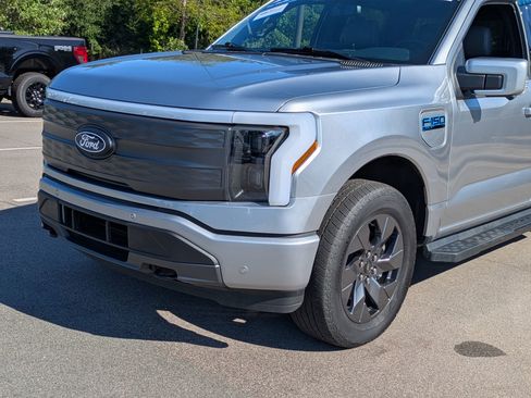 Certified 2025 Ford F150 Lightning Lariat AWD/4WD image 10