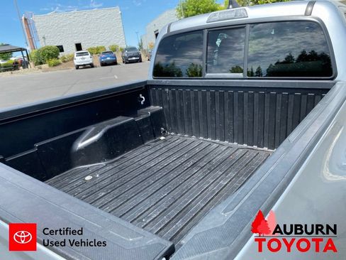 Certified 2022 Toyota Tacoma SR AWD/4WD image 13