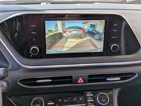 Used 2021 Hyundai Sonata SEL w/ Convenience Package FWD image 13