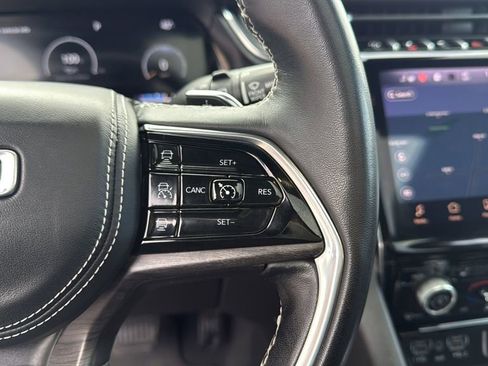 Used 2022 Jeep Grand Cherokee L Overland w/ Luxury Tech Group IV image 25