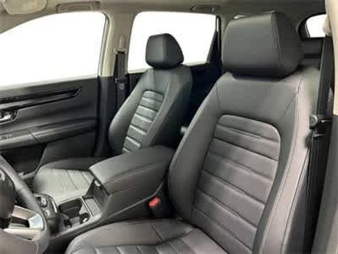 Used 2025 Honda CR-V EX-L image 13