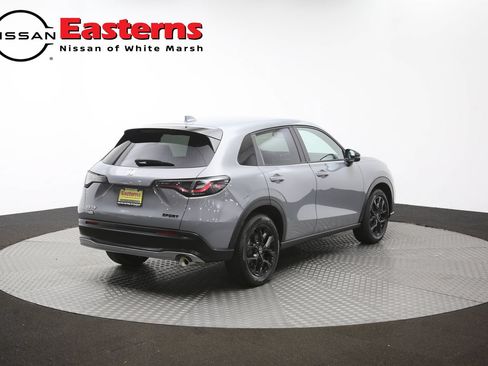 Used 2025 Honda HR-V Sport image 38