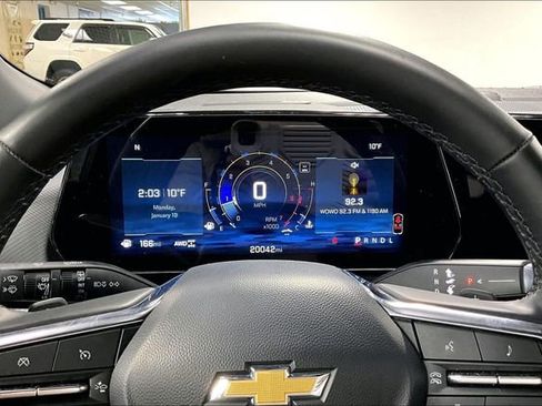 Used 2025 Chevrolet Equinox LT image 13