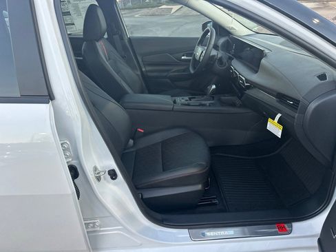 New 2026 Nissan Sentra SR w/ SR Premium Package FWD image 13