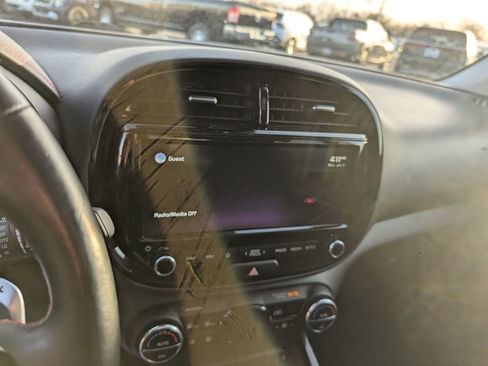 Used 2022 Kia Soul Turbo image 20