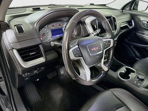 Used 2019 GMC Terrain SLT w/ Preferred Package FWD image 9