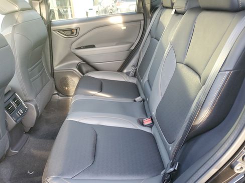 Used 2026 Subaru Forester Wilderness AWD/4WD image 8