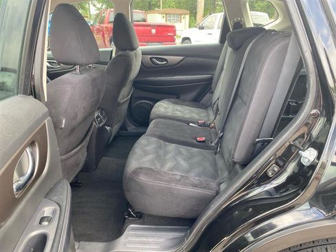 Used 2014 Nissan Rogue S image 10
