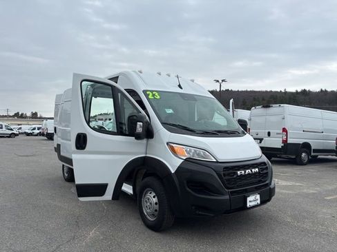 Used 2023 RAM ProMaster 2500 FWD image 13