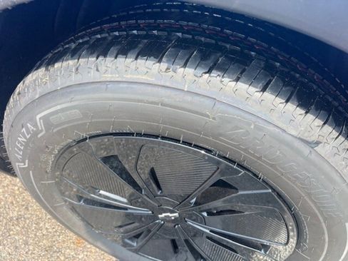 New 2025 Chevrolet Blazer EV LT image 3