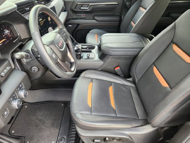 Used 2026 GMC Sierra 1500 AT4 w/ AT4 Premium Package AWD/4WD image 10