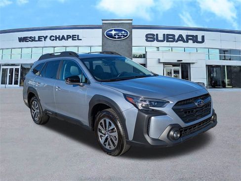 Certified 2025 Subaru Outback Premium w/ Popular Package #1A image 2