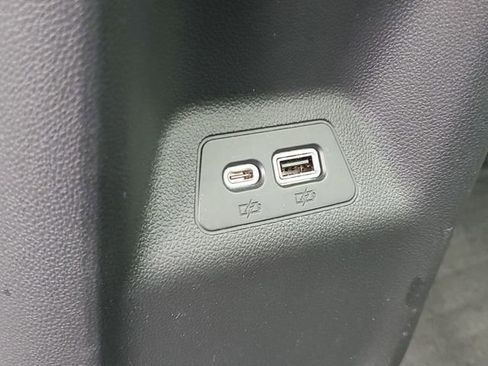 Certified 2023 Buick Envision Essence w/ Sport Touring Package FWD image 11