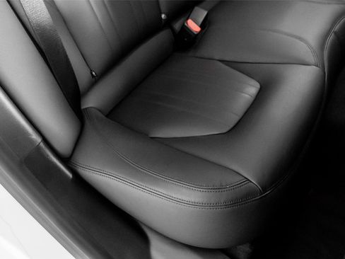 Used 2023 Maserati Ghibli Modena RWD image 37