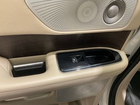 Used 2020 Lincoln Navigator Reserve w/ Luxury Package AWD/4WD image 12