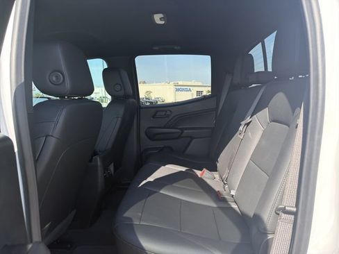 Used 2026 Chevrolet Colorado Trail Boss AWD/4WD image 12