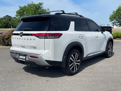 Used 2025 Nissan Pathfinder Platinum AWD/4WD image 8