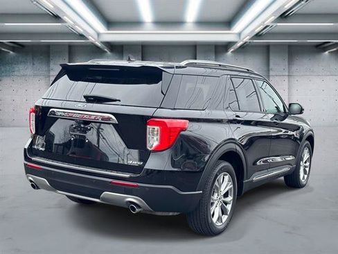 Used 2021 Ford Explorer Limited w/ Equipment Group 301A AWD/4WD image 30