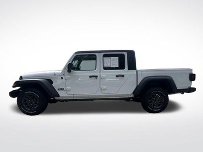 Used 2025 Jeep Gladiator Sport