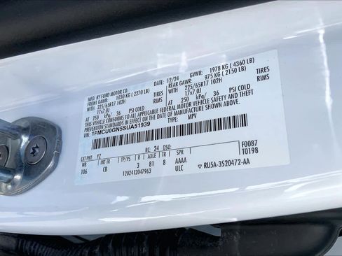 Certified 2025 Ford Escape Active image 32