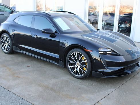 Used 2022 Porsche Taycan Turbo S image 1