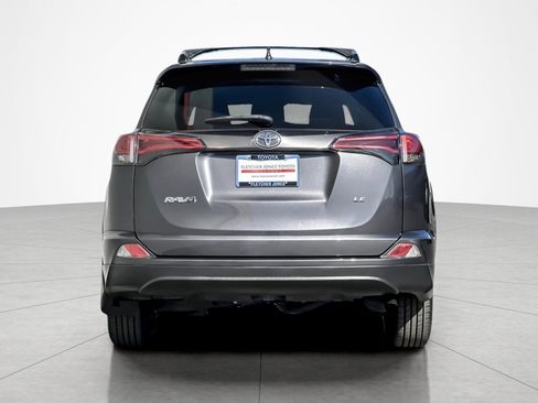 Used 2018 Toyota RAV4 LE w/ All Weather Liner Package FWD image 4