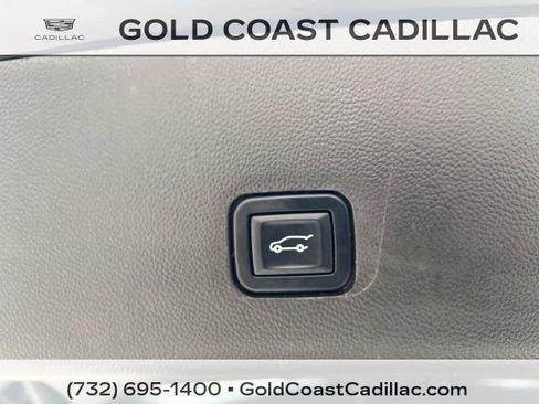 Used 2021 Chevrolet Traverse LT image 14