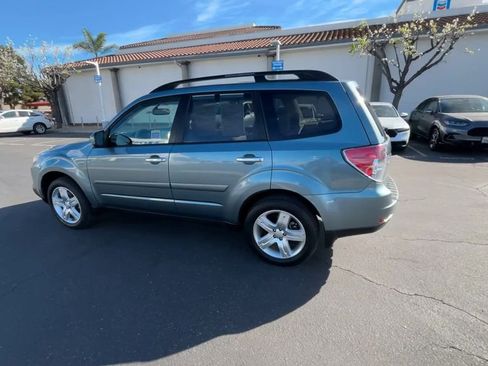 Used 2010 Subaru Forester 2.5X Premium w/ Popular Equipment Group 1A image 6