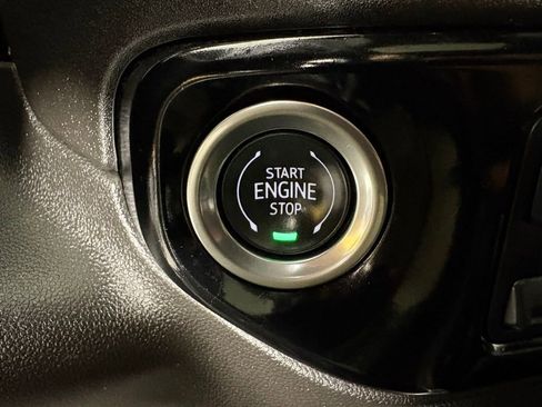 Used 2024 Chevrolet Silverado 1500 High Country w/ High Country Premium Package image 32