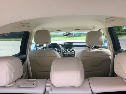 Used 2019 Mercedes-Benz GLC 300 image 8