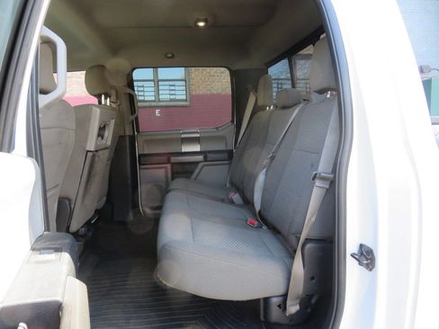 Used 2017 Ford F150 XLT w/ Equipment Group 302A Luxury image 21