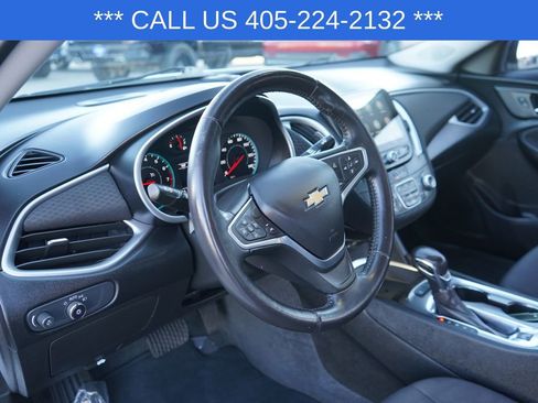 Used 2022 Chevrolet Malibu LT image 17