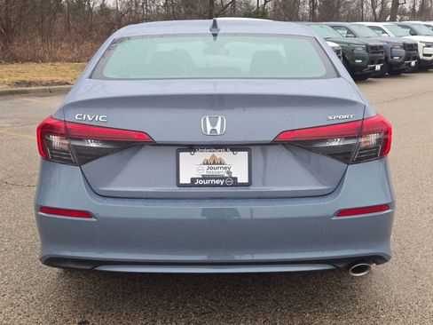 Used 2023 Honda Civic Sport image 11