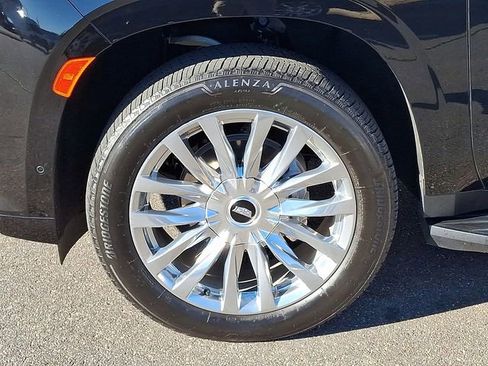 Certified 2024 Cadillac Escalade ESV Premium Luxury image 31