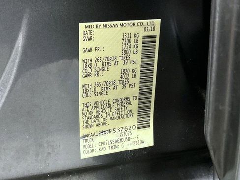 Used 2018 Nissan Titan SV w/ SV Convenience Package image 26