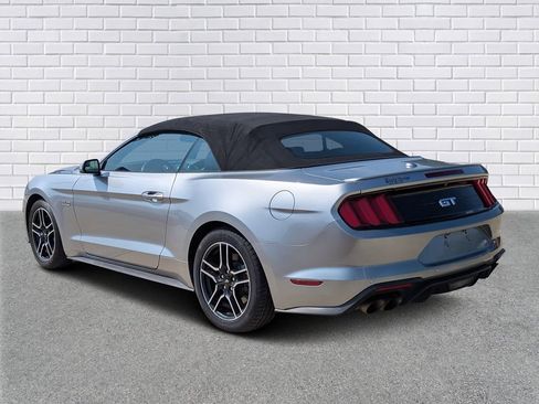 Used 2020 Ford Mustang GT Premium RWD image 3