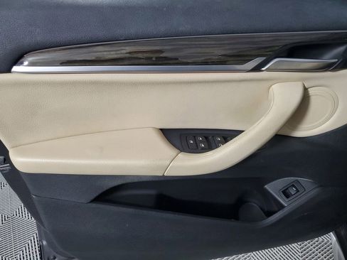 Used 2016 BMW X1 xDrive28i image 18