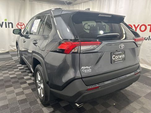 Used 2025 Toyota RAV4 XLE w/ Convenience Package image 5