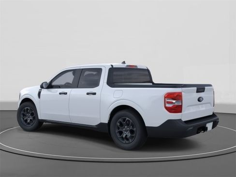 New 2026 Ford Maverick XLT image 4