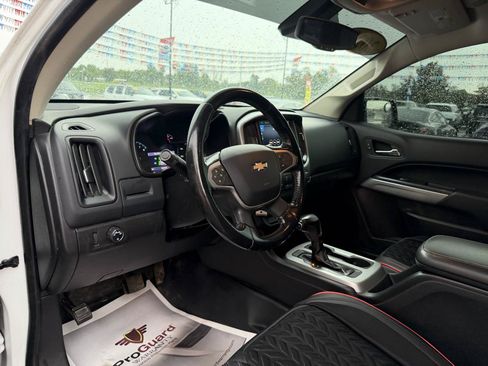 Used 2020 Chevrolet Colorado LT w/ Safety Package RWD image 13