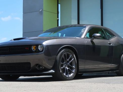 Used 2020 Dodge Challenger R/T Scat Pack RWD image 6